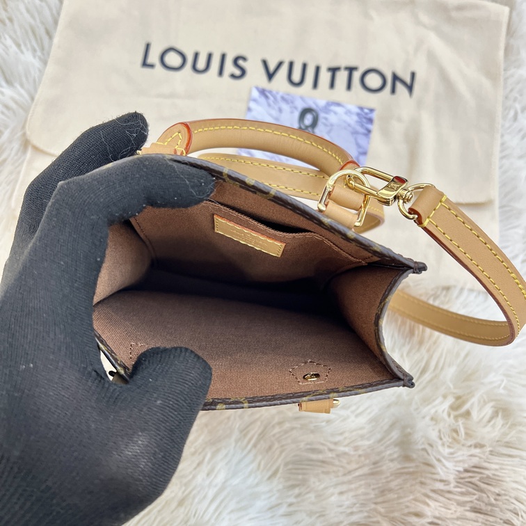 Louis Vuitton PETIT SAC PLAT Petit Sac Plat (M81295)